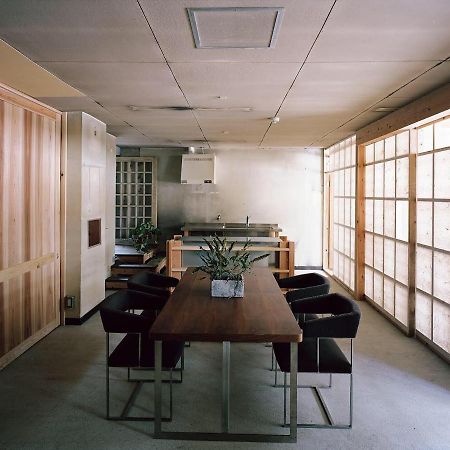 Hotel Sunshine/三舎院 Ōsaka Extérieur photo
