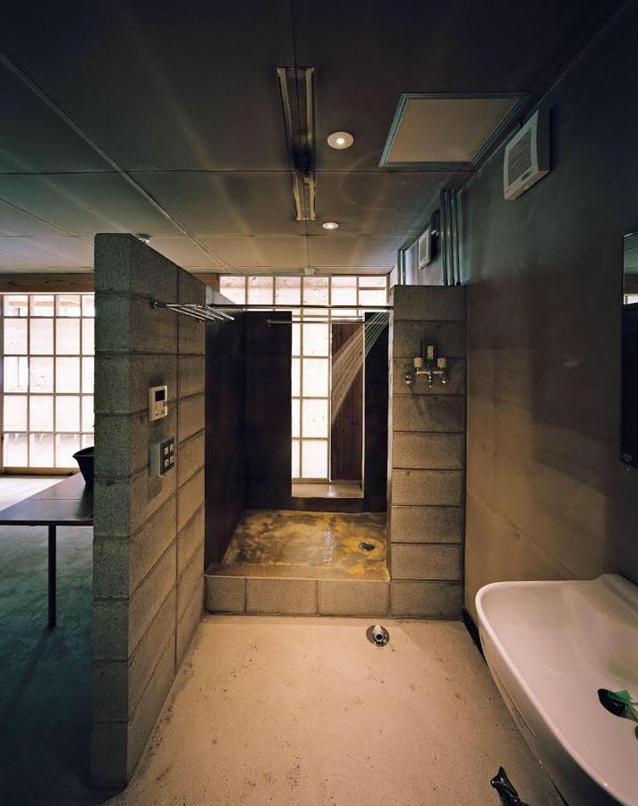 Hotel Sunshine/三舎院 Ōsaka Extérieur photo